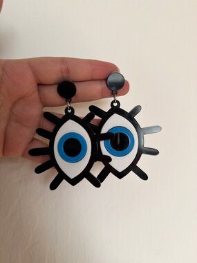 Black & Blue Eye Charm Drop Earrings - perfect for your Coachella look
